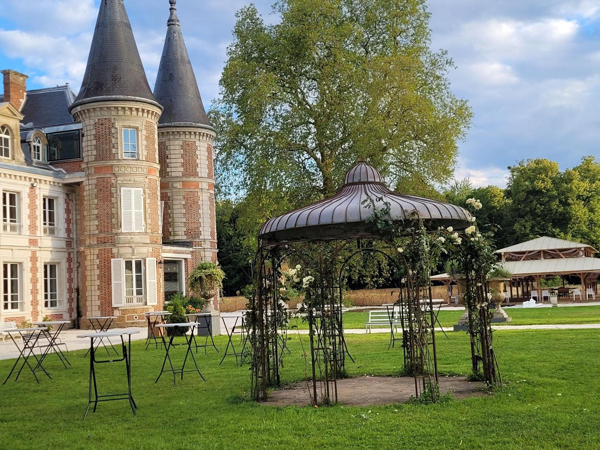 Chateau De La Plumasserie Fontenay-Trésigny Exterior photo